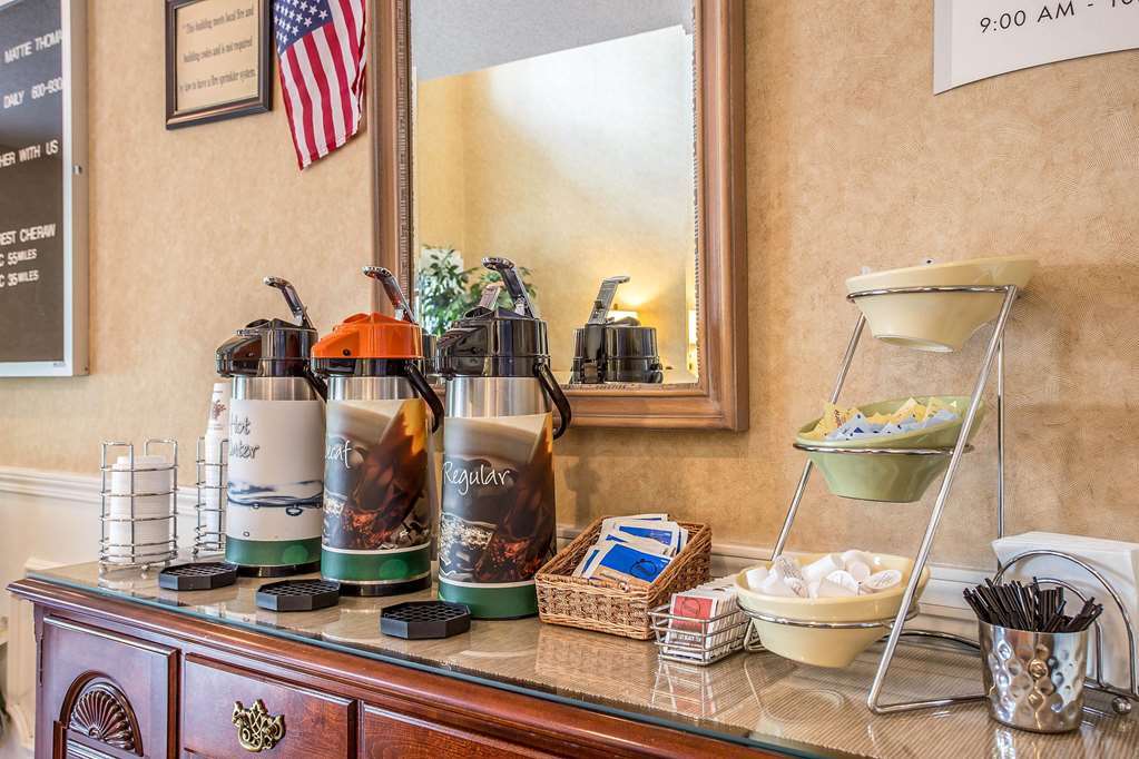 Quality Inn Cheraw Dalaman gambar